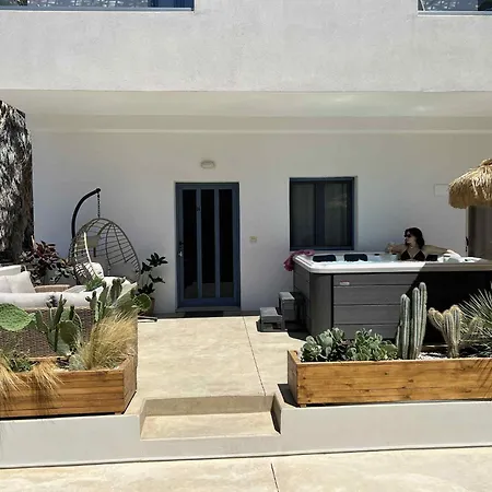 Nikolas Apartments Amoudara  Exterior photo